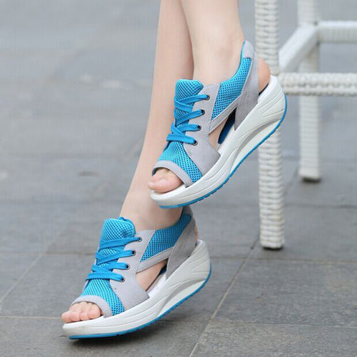 Damen nan Sneaker-Sandale mit Plateau-Sohle und atmungsaktivem Netzgewebe Echo Archiv