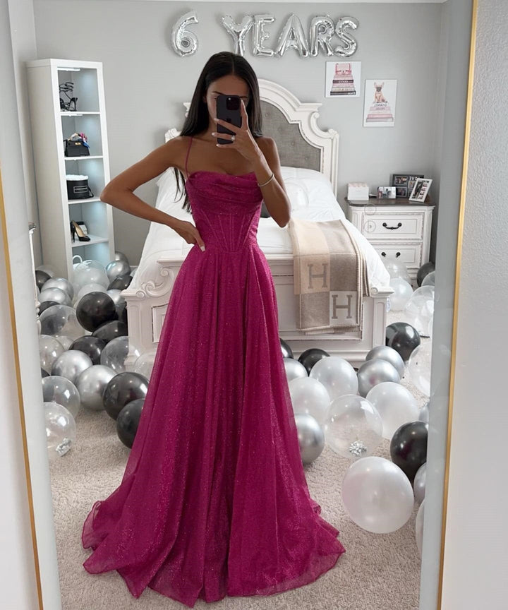Echoarchiv | Schwingendes Kleid mit Trägern
