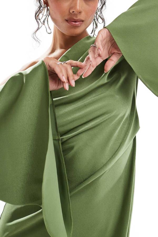 Echoarchiv | Zayla Satin Asymmetrisches Ein Schulter Glockenärmel Schlitz Maxi Kleid