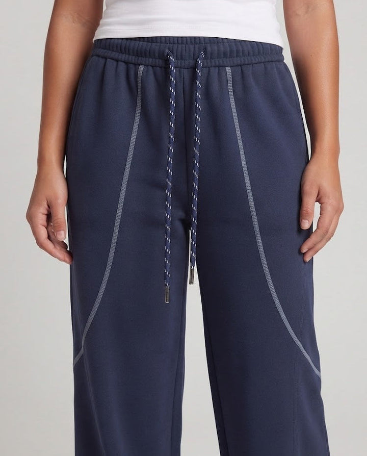 Damen Sportliche Freizeithose mit elastischem Bund und lässigem Schnitt Echo Archiv