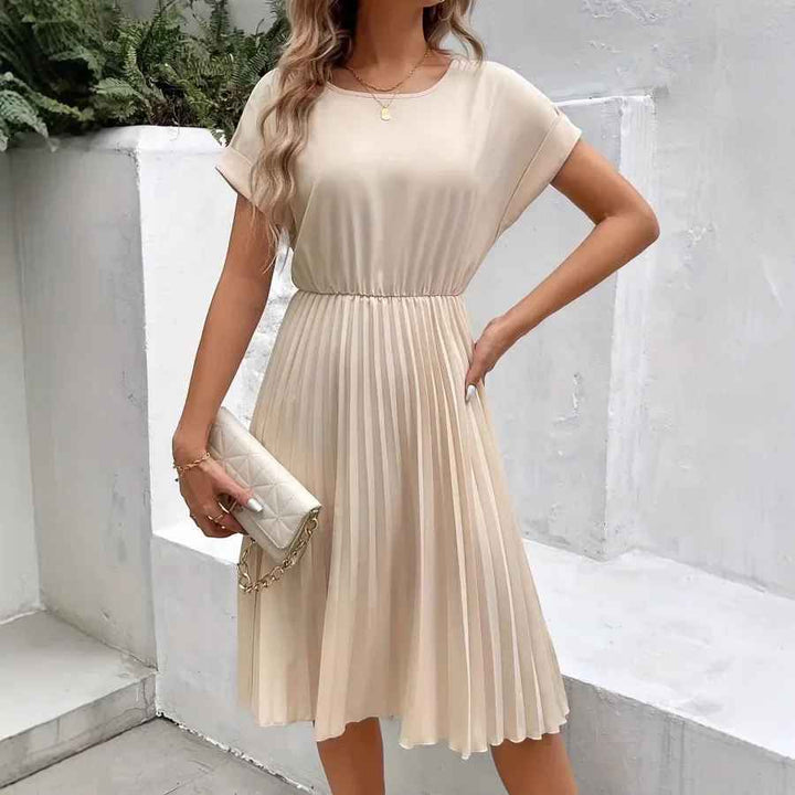 Echoarchiv | Einfarbig Plissierter Kurzarmkleid