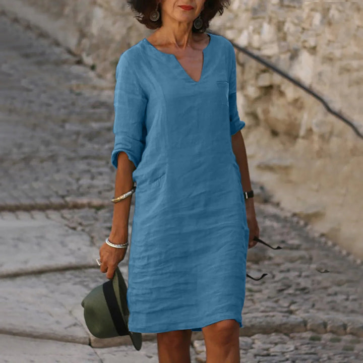 Rona Leinen Shiftkleid mit V-Ausschnitt und Taschen – Lunéa