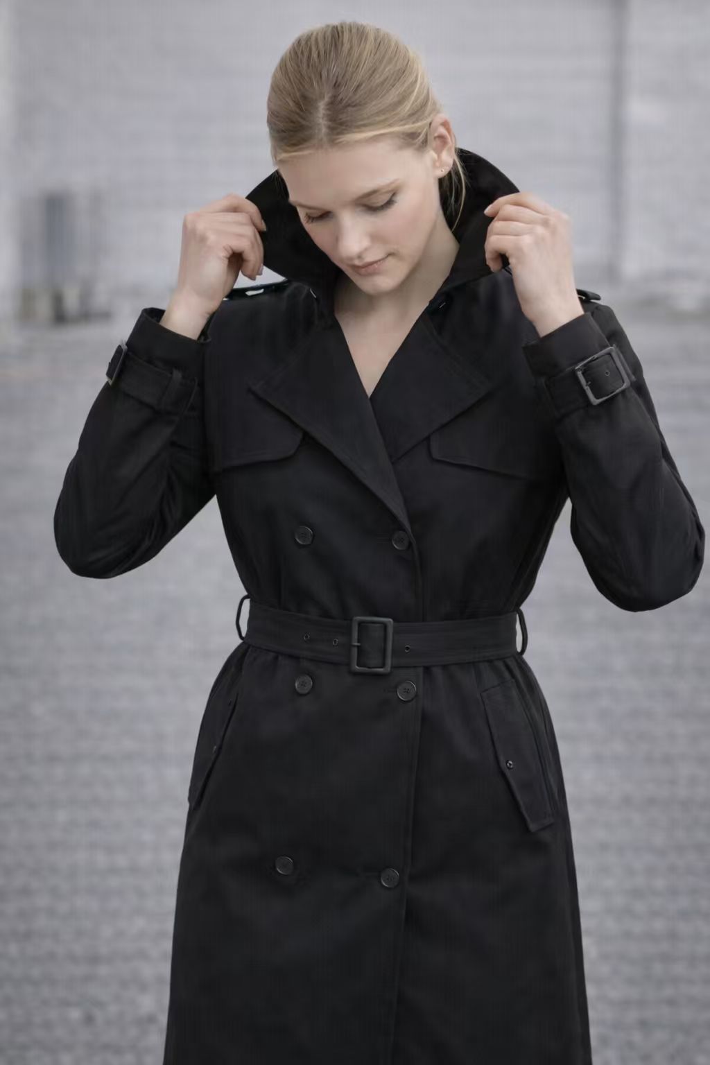Echoarchiv | Trenchcoat mit Gürtel und Doppelknopf