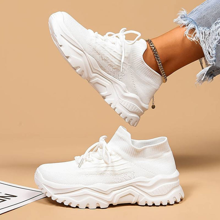 Orthopädische Schuhe mit zusätzlicher Unterstützung für die Füße