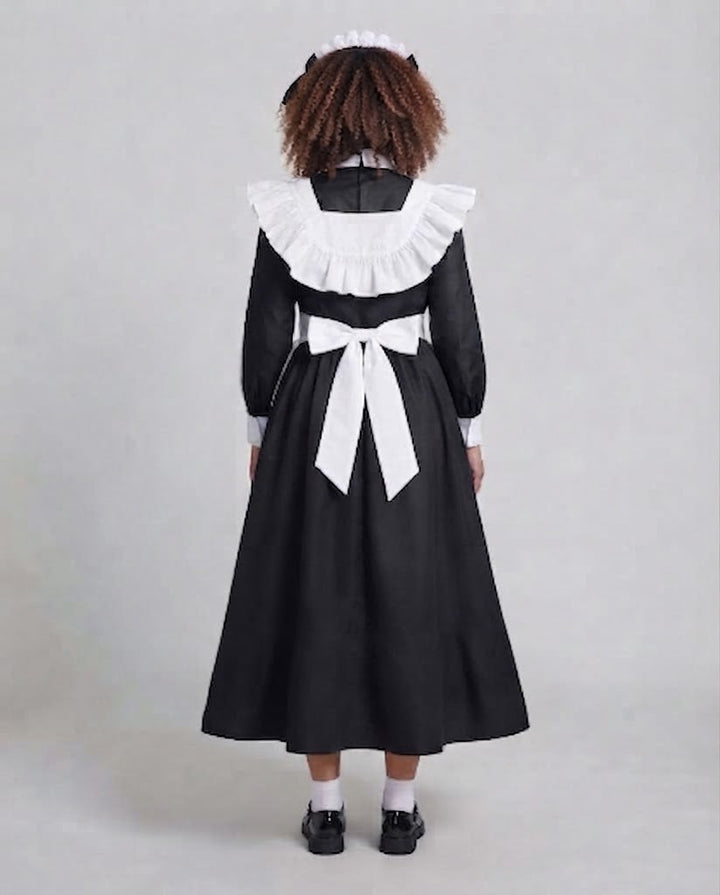 Damen Kostümkleid mit Rüschendetails und eleganten Accessoires Echo Archiv