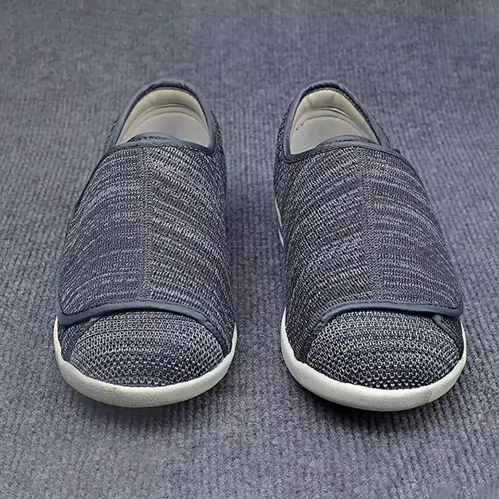 Echoarchiv | Orthopädische Klettverschluss-Schuhe