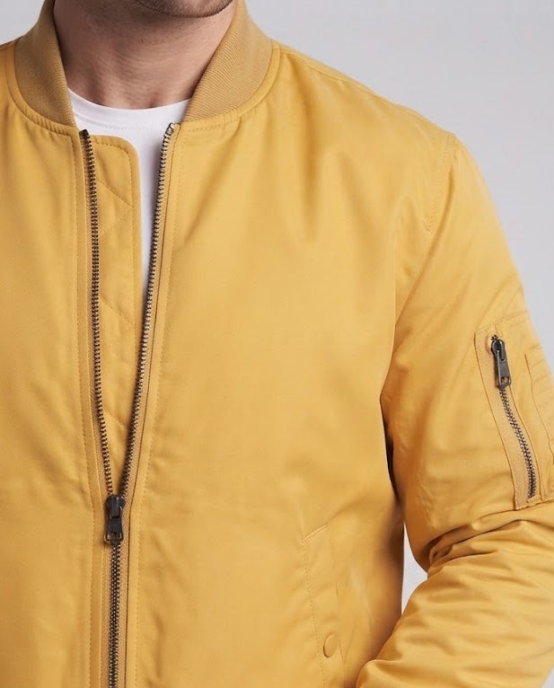 Herren gepolsterte Thermo-Bomberjacke mit Ärmeltasche und elastischen Bündchen Echoarchiv