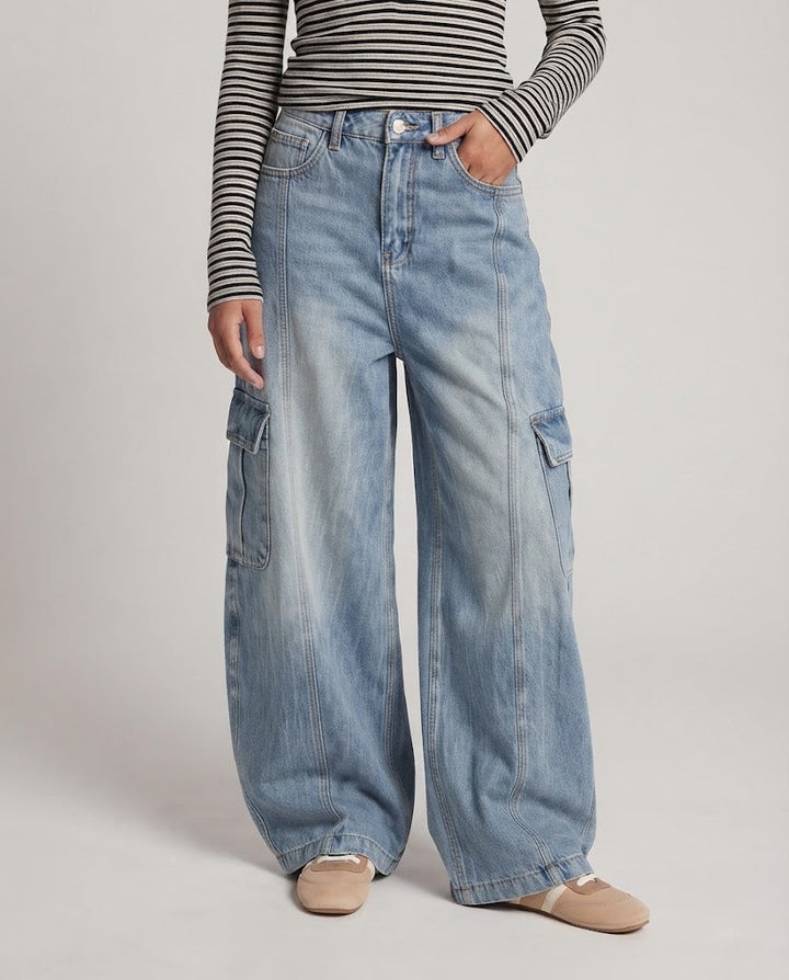 Damen Extraweite Palazzodenimhose mit Balloon‑Silhouette und großen Cargo‑Klappentaschen Echo Archiv