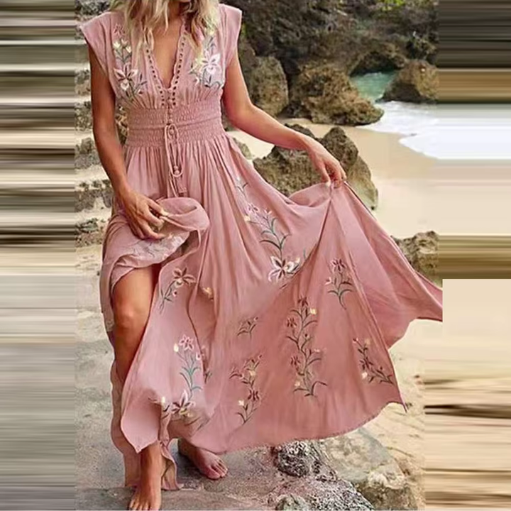 Echoarchiv | Boho Kleid mit Stickereien für Einen Traumhaften Sommerlook