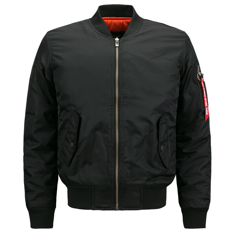 Herren  isolierte Nylon Commuter Bomber mit Sturm-Reißverschluss, schrägen Klappentaschen und charakteristischem Ärmelband Echo Archiv
