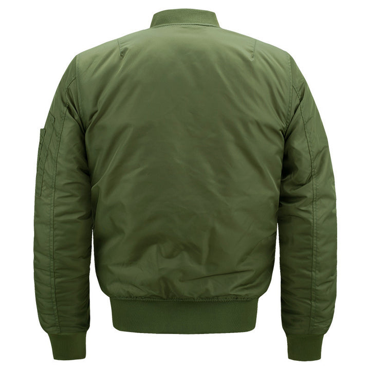 Herren Pilotenbomberjacke im Aviatorstil mit kontrastierendem Thermofutter, Utility-Ärmeltasche und elastischen Rippbündchen Echoarchiv