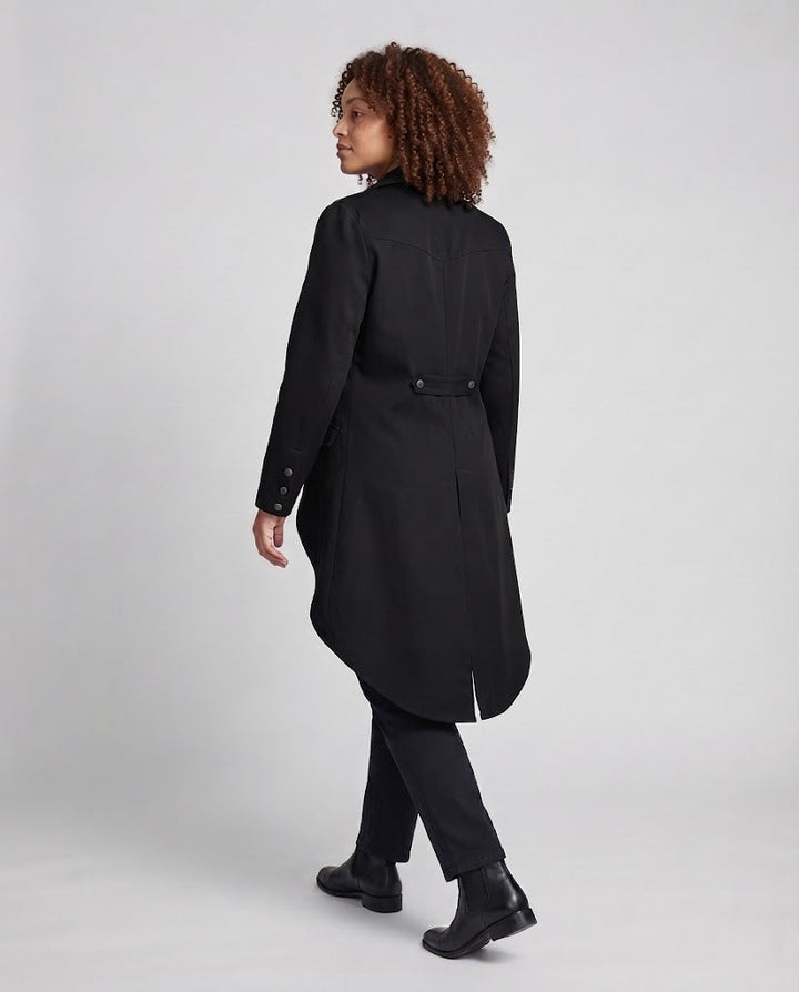 Damen Langmantel mit asymmetrischem Schnitt und aufwändigen Knopfdetails Echo Archiv