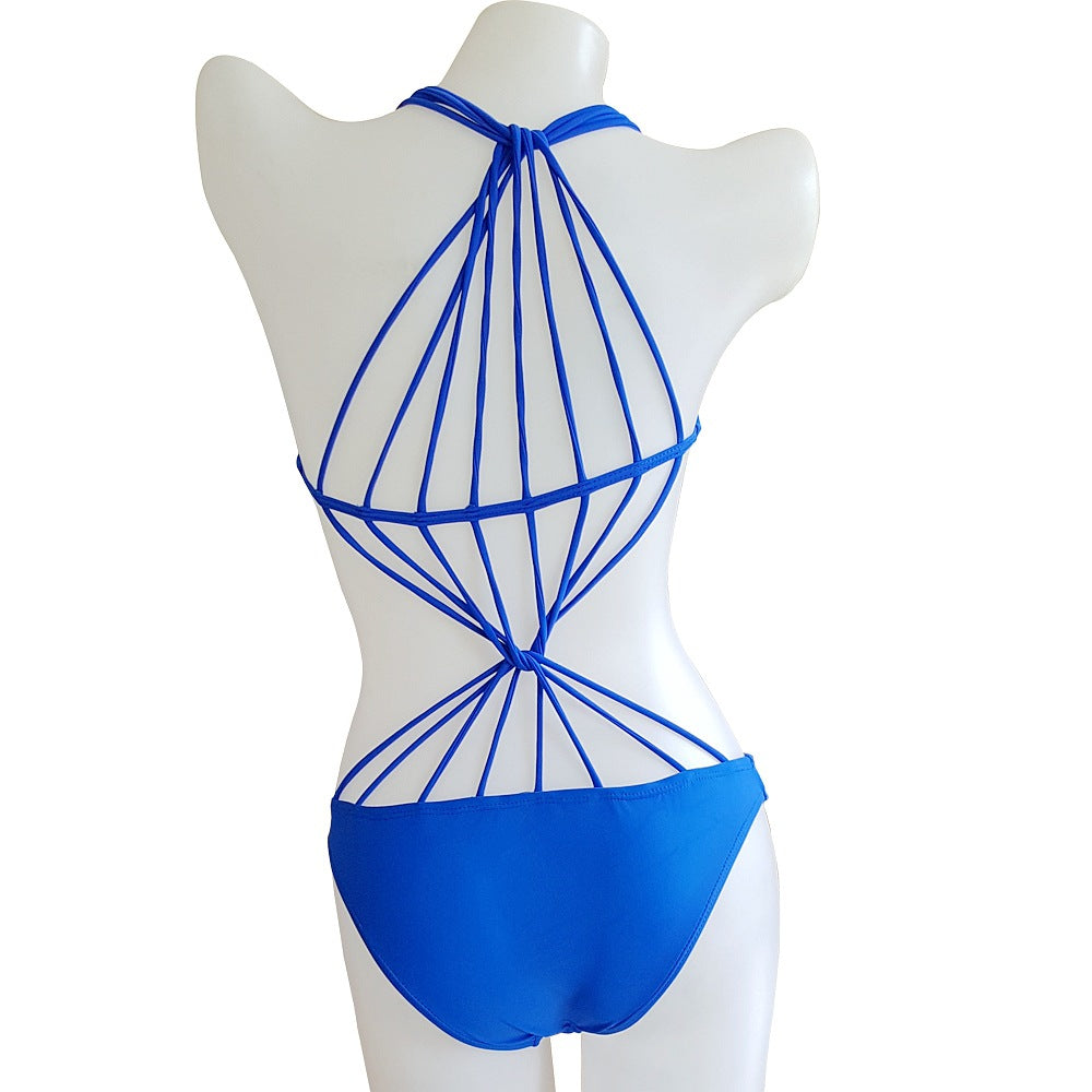 Damen Einteiliger Badeanzug mit raffinierter Kreuzträger-Design Echo Archiv