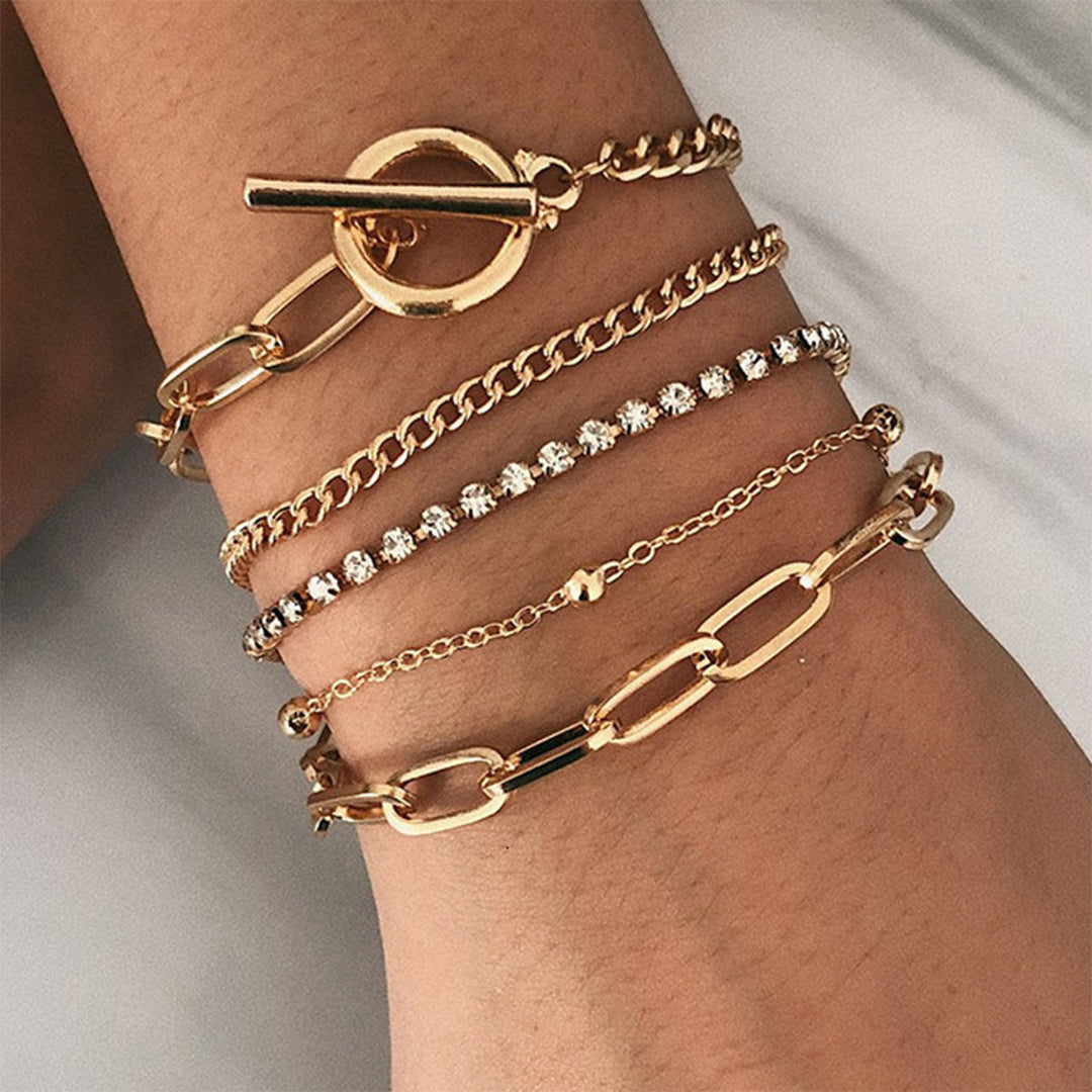Echoarchiv | Teiliges Modisches Charm-Armband mit Geometrischem Muster