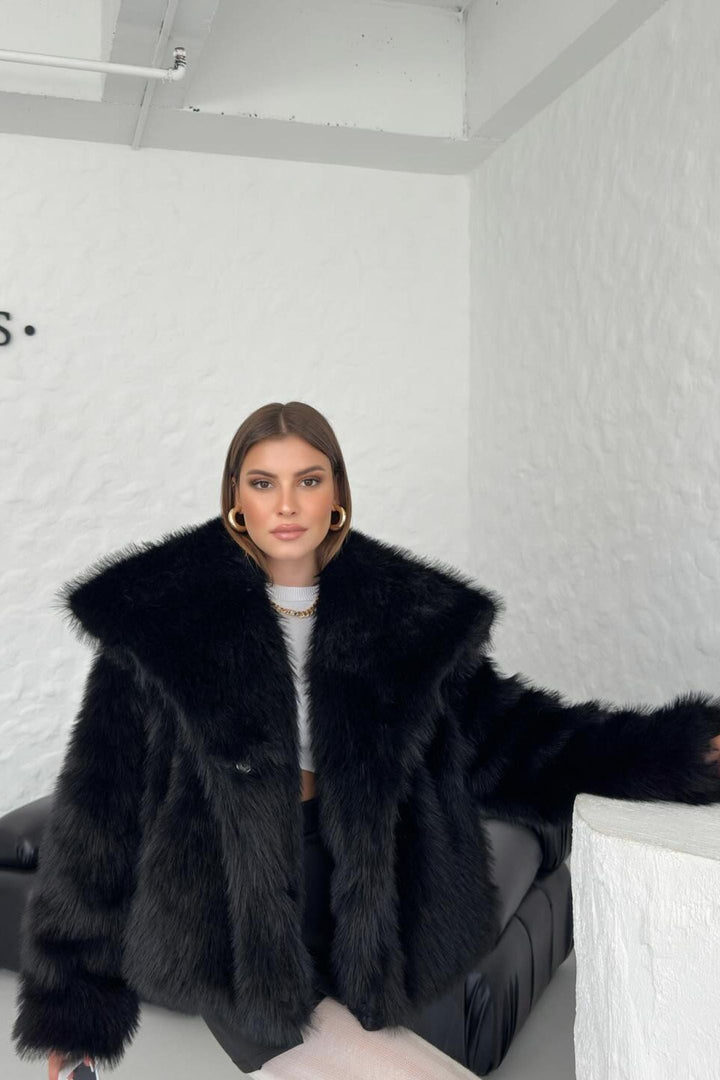 Echoarchiv | Faux-Fur-Schalkragenjacke
