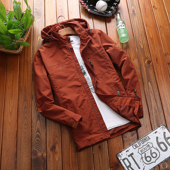 Herren leichte Windjacke mit verstellbarer Kapuze und atmungsaktivem Material Echoarchiv
