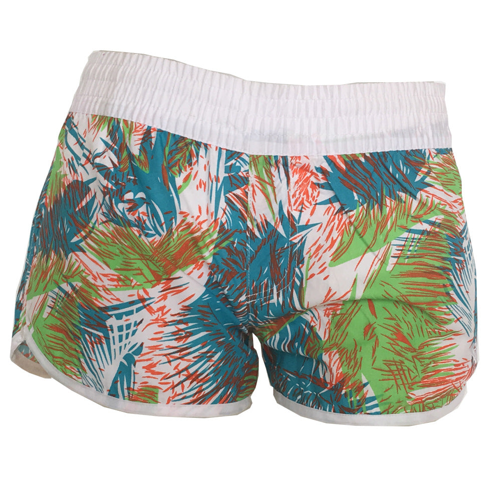 Damen Badeshorts im lebhaften Dschungelmuster Echo Archiv