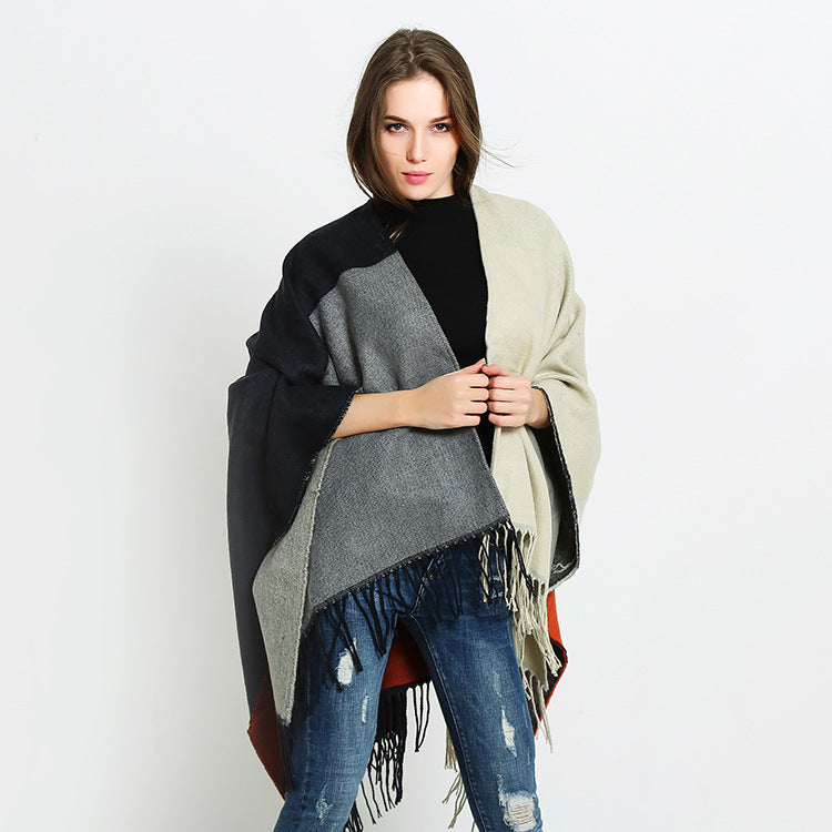 Damen Wendbarer Capeponcho im Blockstreifen-Look mit Fransen Echo Archiv
