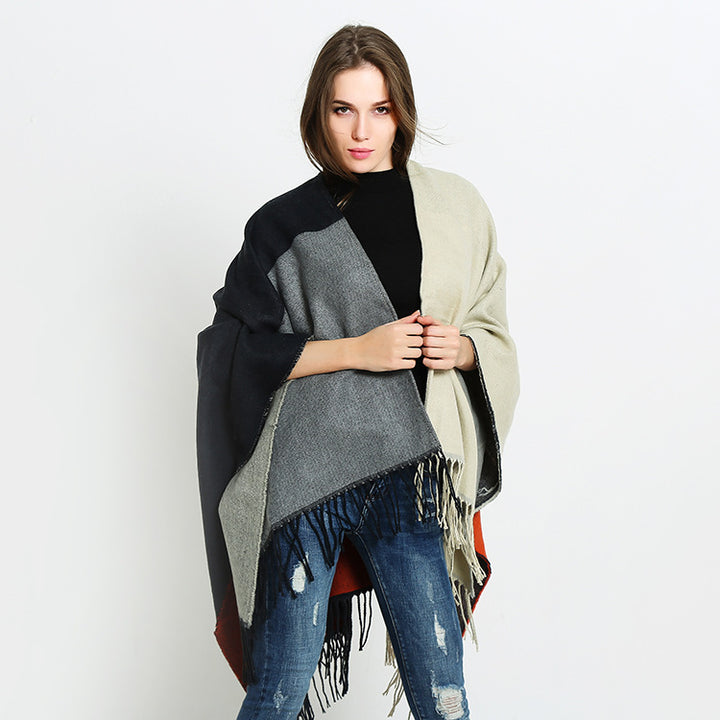 Damen Wendbarer Capeponcho im Blockstreifen-Look mit Fransen Echo Archiv