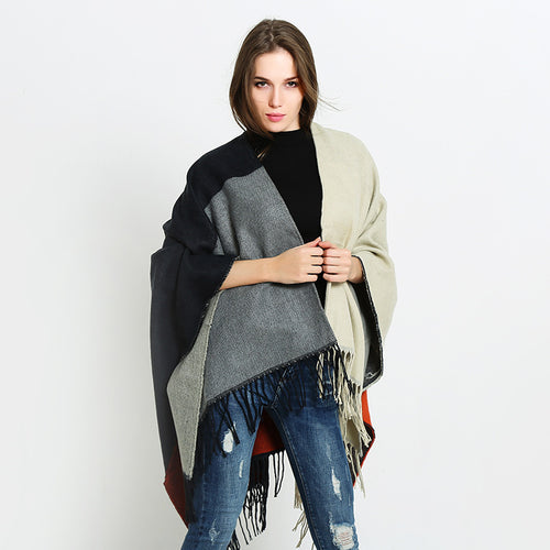 Damen Wendbarer Capeponcho im Blockstreifen-Look mit Fransen Echo Archiv