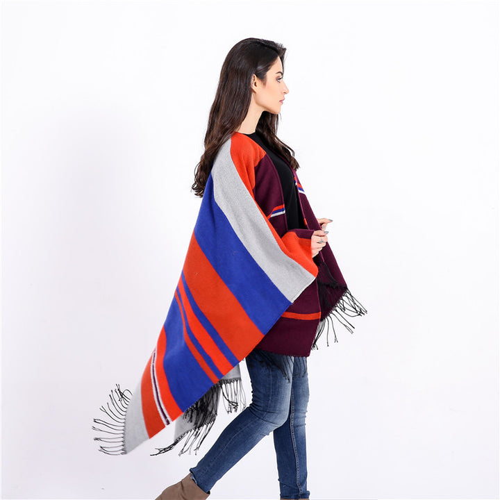 Damen Oversize-Ruana‑Überwurf aus Wollmix mit Zipfelsaum und Fransensaum – Avérine