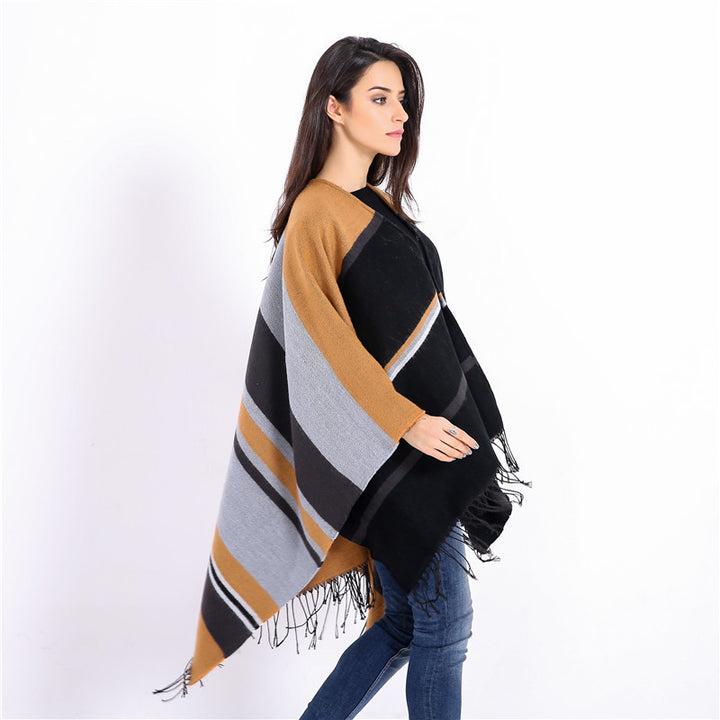 Damen Oversize-Ruana‑Überwurf aus Wollmix mit Zipfelsaum und Fransensaum – Avérine