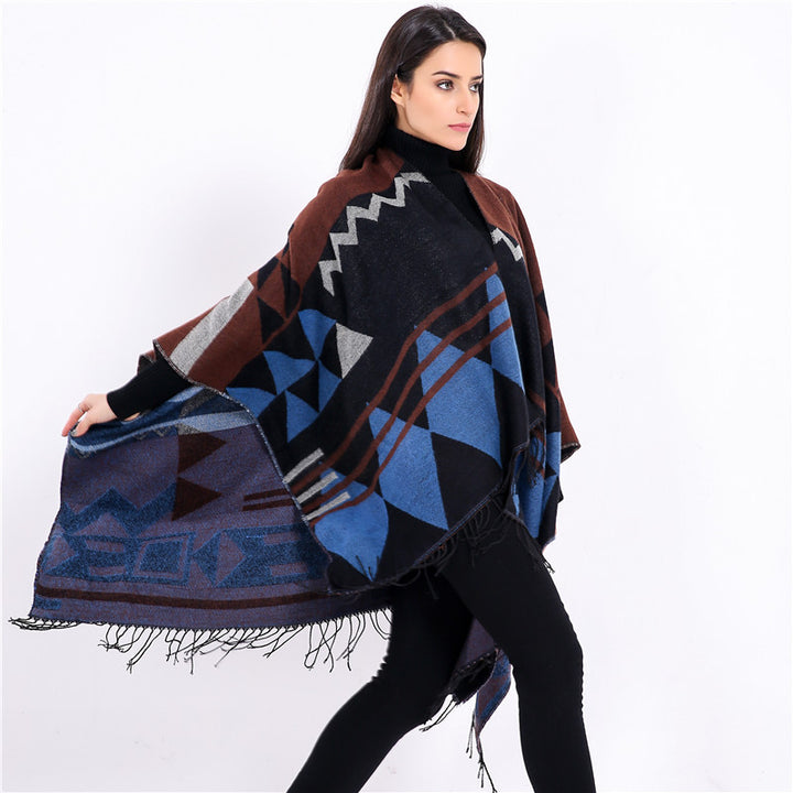 Damen Großer Fransen-Cardigan im Ruana-Stil mit grafischem Jacquard – Veloura