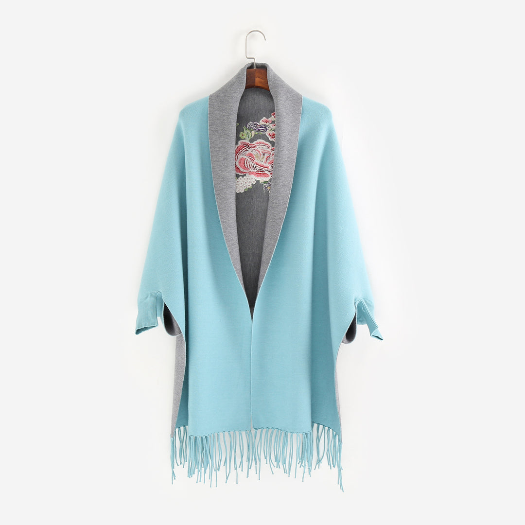 Damen Cape‑Schal mit besticktem Innenfutter und Fransensaum Echo Archiv