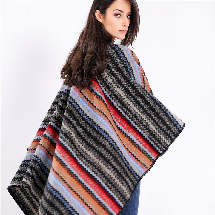 Damen Oversize-Strickruana im Jacquard‑Zickzack mit gehäkelter Kante – Veloura