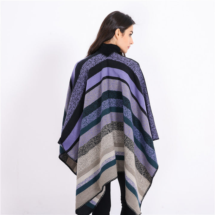 Damen Gewobene Oversize-Ruana mit diagonalem Blockstreifen und Kettelkante Echo Archiv