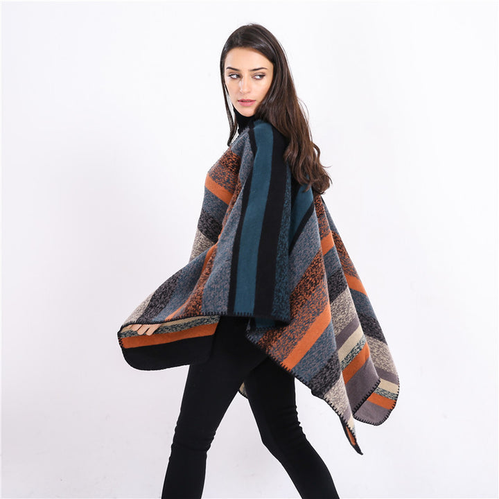 Damen Gewobene Oversize-Ruana mit diagonalem Blockstreifen und Kettelkante Echo Archiv