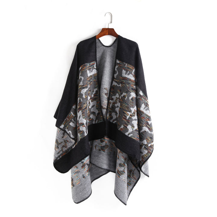 Damen Oversize-Ruana-Umhang aus Wollmix mit geometrischem Jacquardbesatz – Montévia