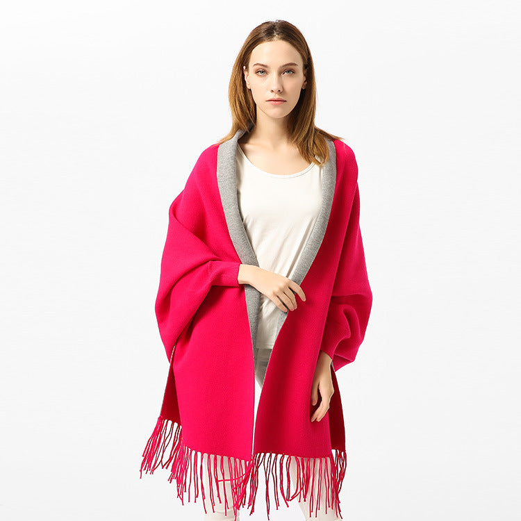 Damen Oversize-Wendecape mit Schalkragen und Fransensaum Echo Archiv