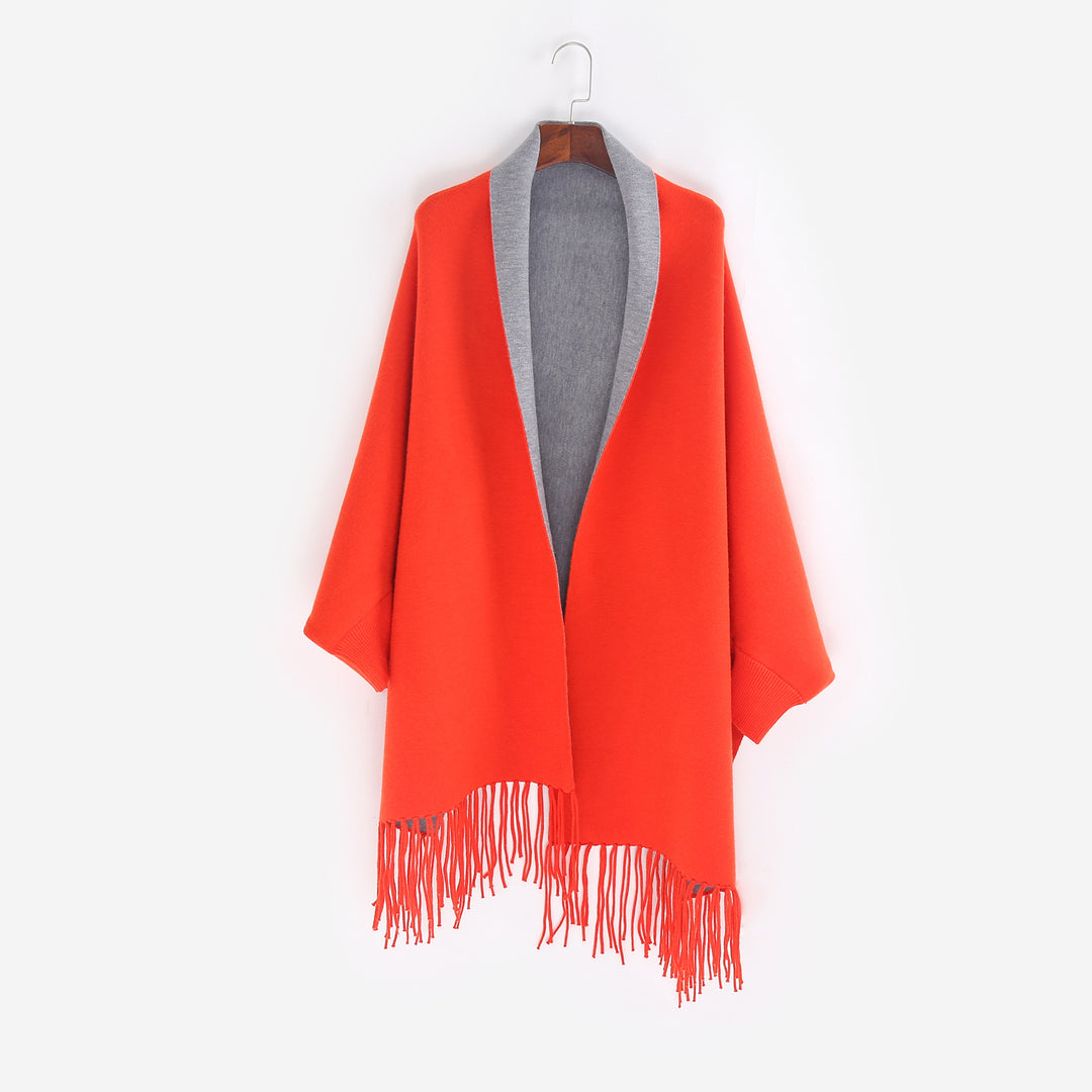 Damen Oversize-Wendecape mit Schalkragen und Fransensaum Echo Archiv