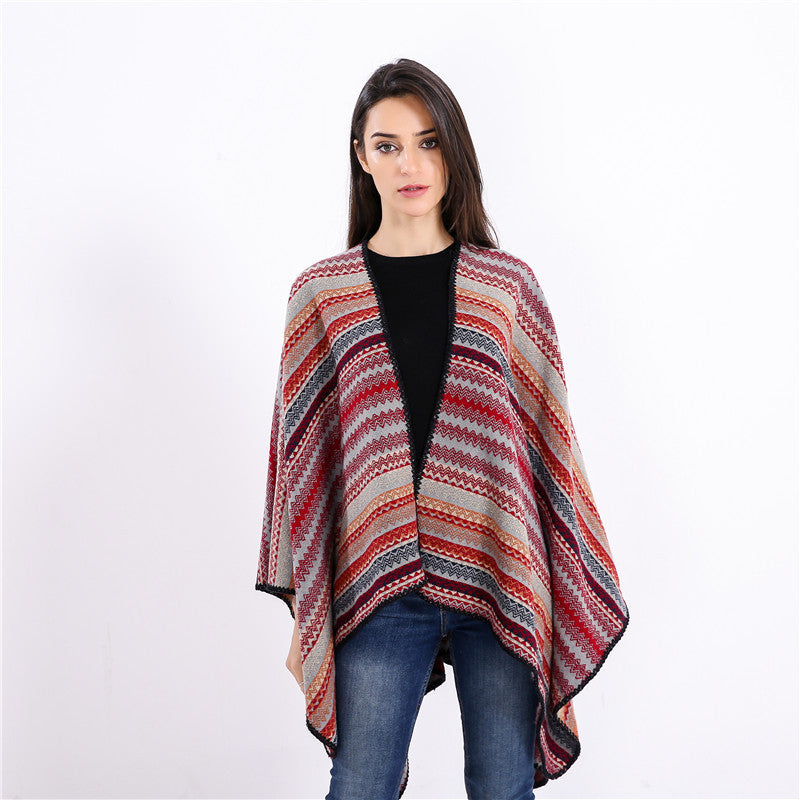 Damen Oversize-Strickruana im Jacquard‑Zickzack mit gehäkelter Kante – Veloura