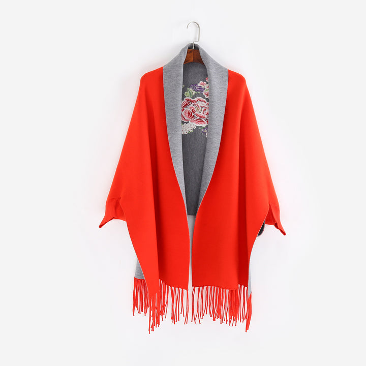 Damen Cape‑Schal mit besticktem Innenfutter und Fransensaum Echo Archiv