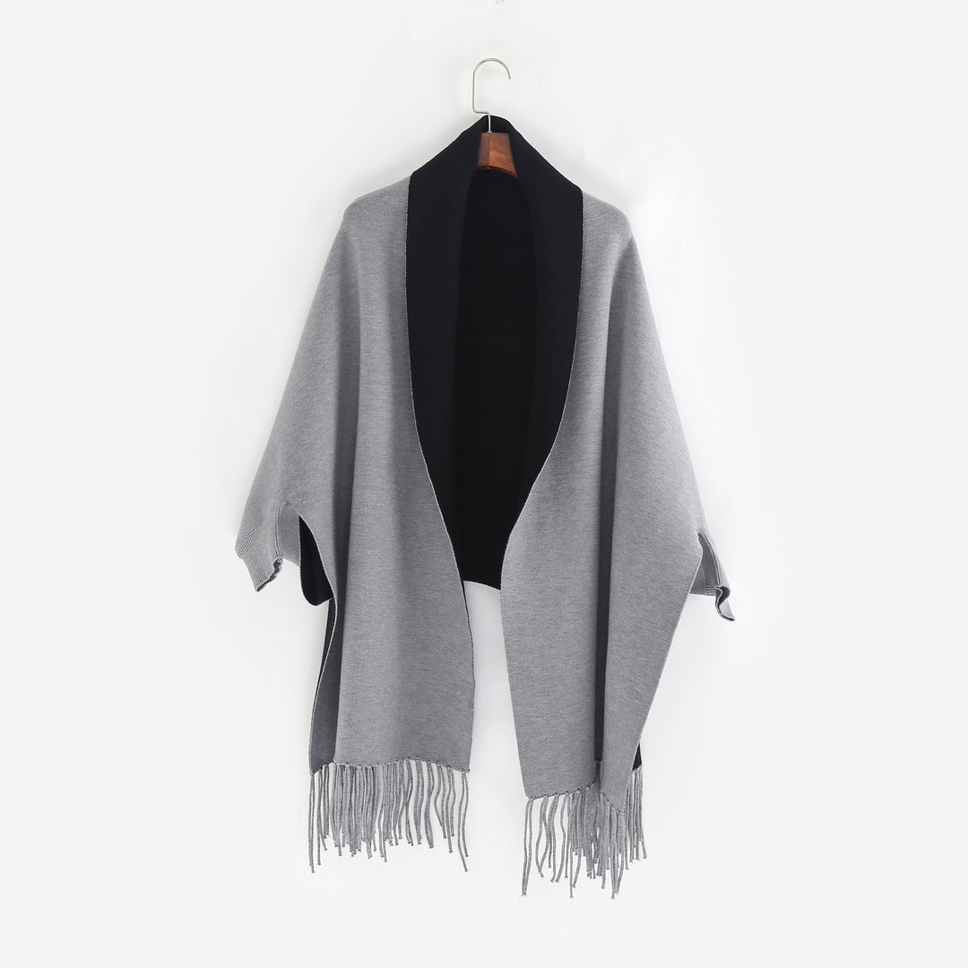 Damen Oversize-Wendecape mit Schalkragen und Fransensaum Echo Archiv
