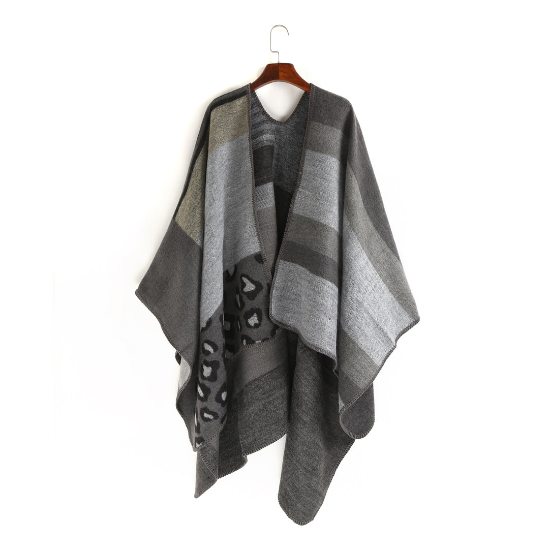 Damen Oversize-Ruana-Poncho mit Sternjacquard und Zierstichkante – Célinea