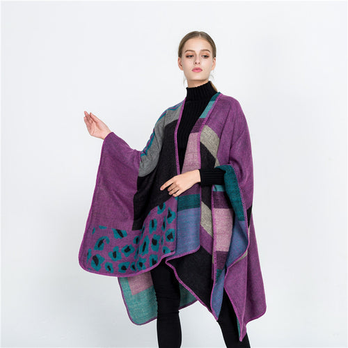 Damen Oversize-Ruana-Poncho mit Sternjacquard und Zierstichkante – Célinea