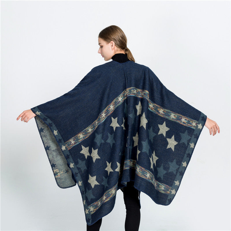 Damen Jacquard‑Ruana‑Poncho mit Sternjacquard und weichfallender Oversize‑Silhouette Echo Archiv