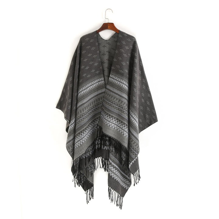 Damen Ruana-Poncho mit Jacquardmuster, Fransen und weichem Wollmix Echo Archiv