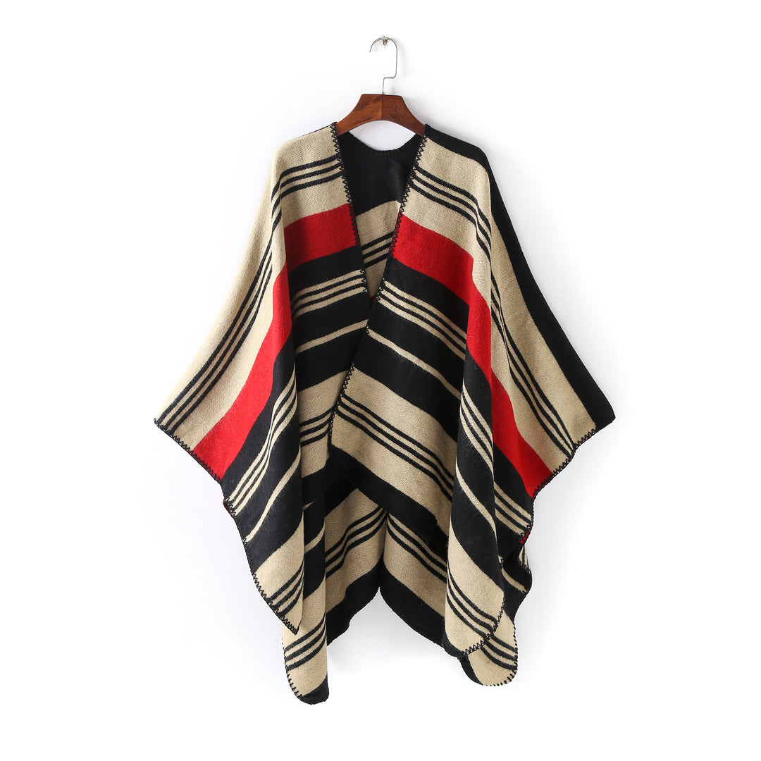 Damen Oversize‑Ruana‑Überwurf mit gestreiftem Jacquard und Zierstichkante – Avérine