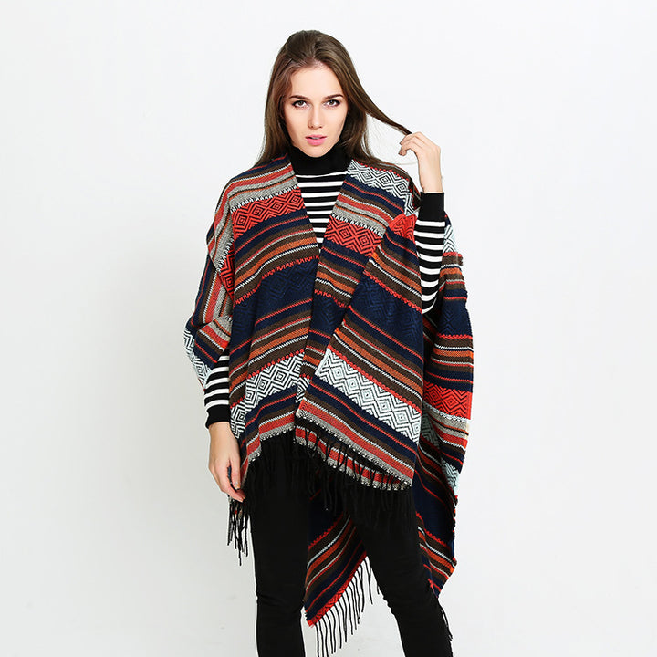 Damen Offener Oversize-Serape-Poncho im Ethno-Jacquard mit langen Fransen Echo Archiv