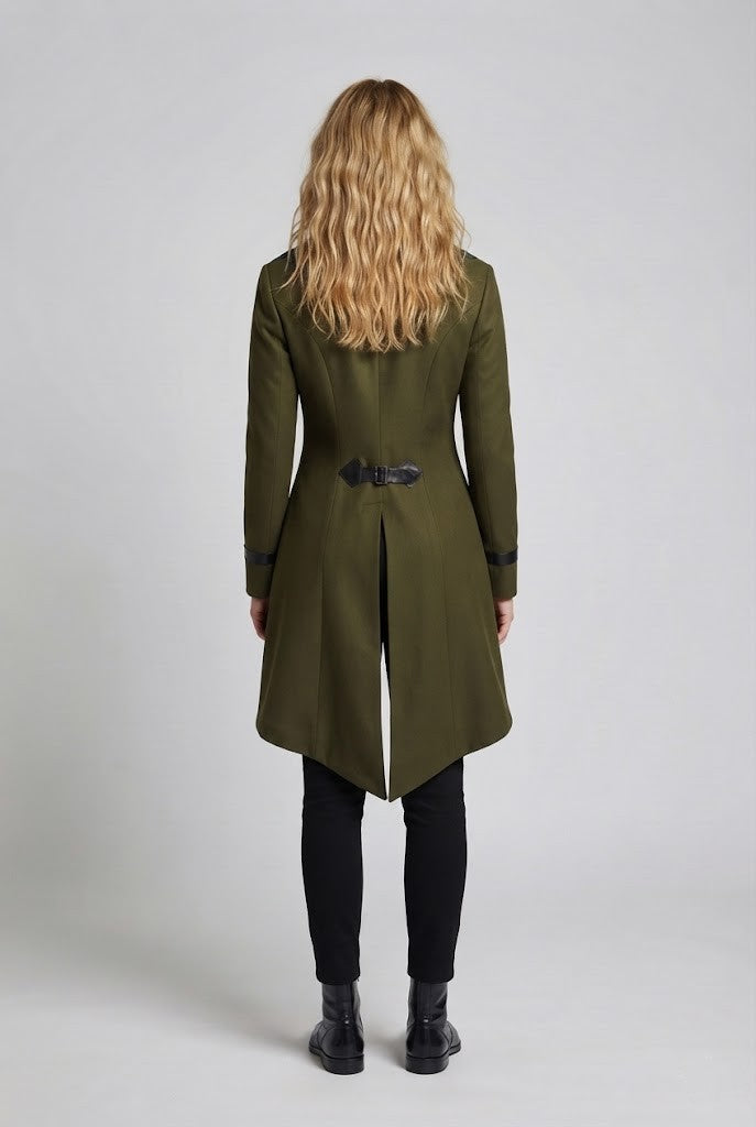 Damen historische Kostüm mit elegantem Frack und luxuriösen Accessoires Echo Archiv