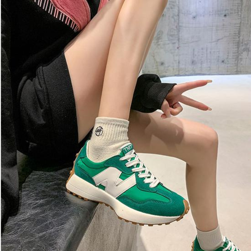 Echoarchiv | Schicke Sportschuhe für Damen