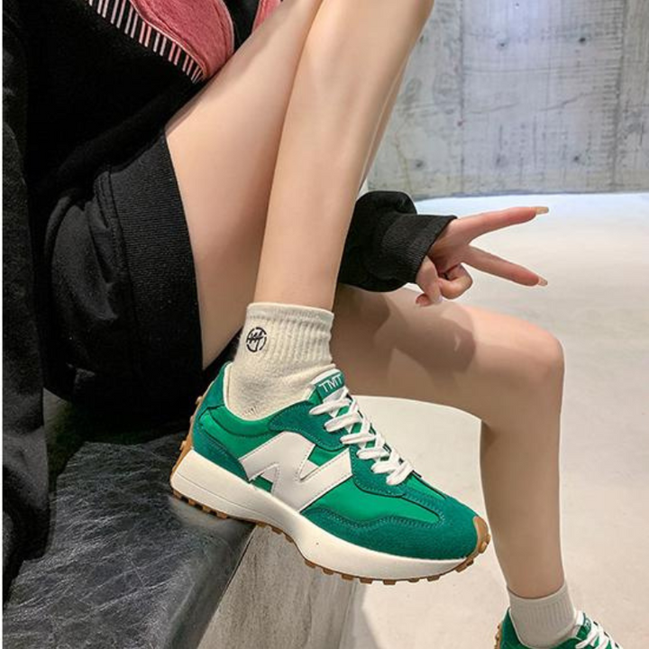Echoarchiv | Schicke Sportschuhe für Damen