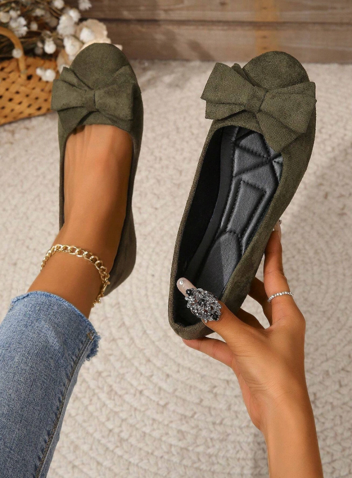 Echoarchiv | Orthopädische Flache Schuhe mit Fliege