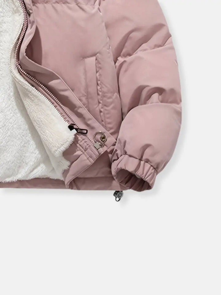 Echoarchiv | Warme Reißverschluss Winterjacke Komfort und Stil für Kalte Tage