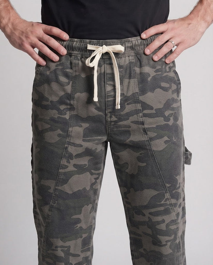 Herren Camouflage-Baggy-Hose mit weitem Bein und langen Bundkordeln Echo Archiv
