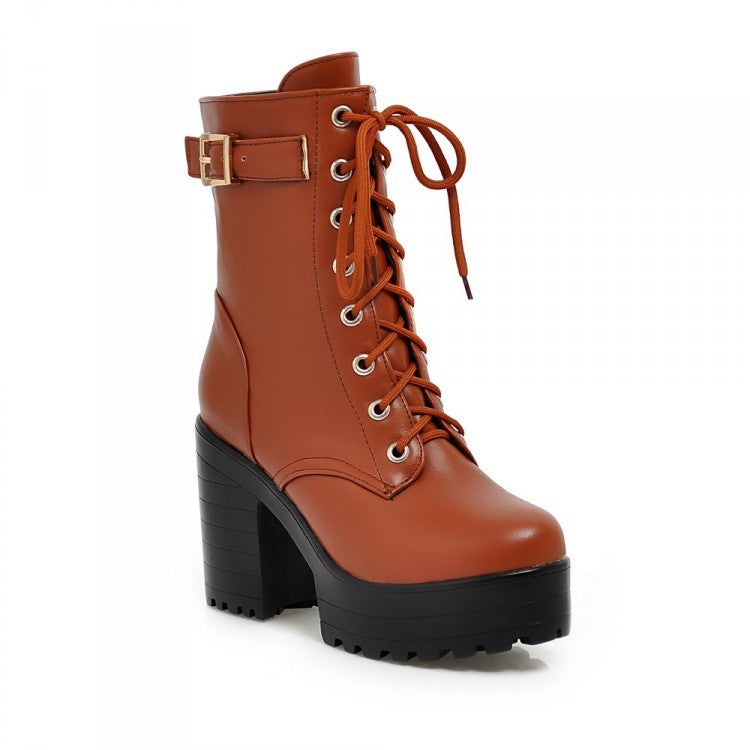 Echoarchiv | Stiefel mit Schnürung und Schnalle